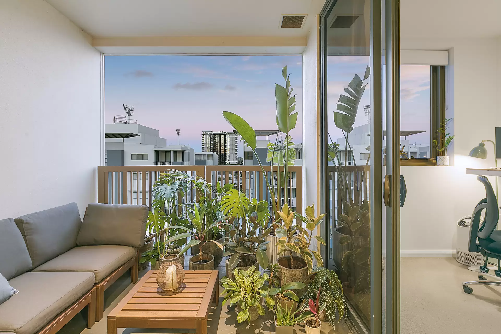 2605/3 Gibbon Street, Woolloongabba Sold by Aurora Property - image 1