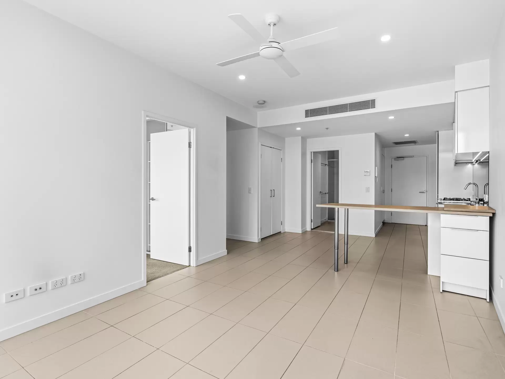 10703/88 Doggett Street, Newstead Sold by Aurora Property - image 1