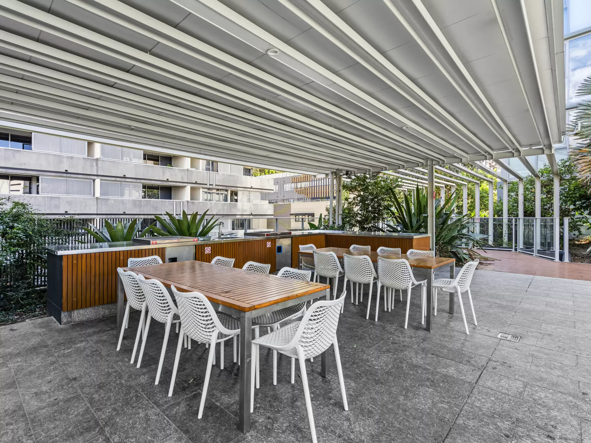 10703/88 Doggett Street, Newstead Sold by Aurora Property - image 1
