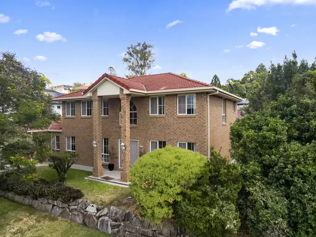 1 Nelson Place, Newmarket Sold by Aurora Property