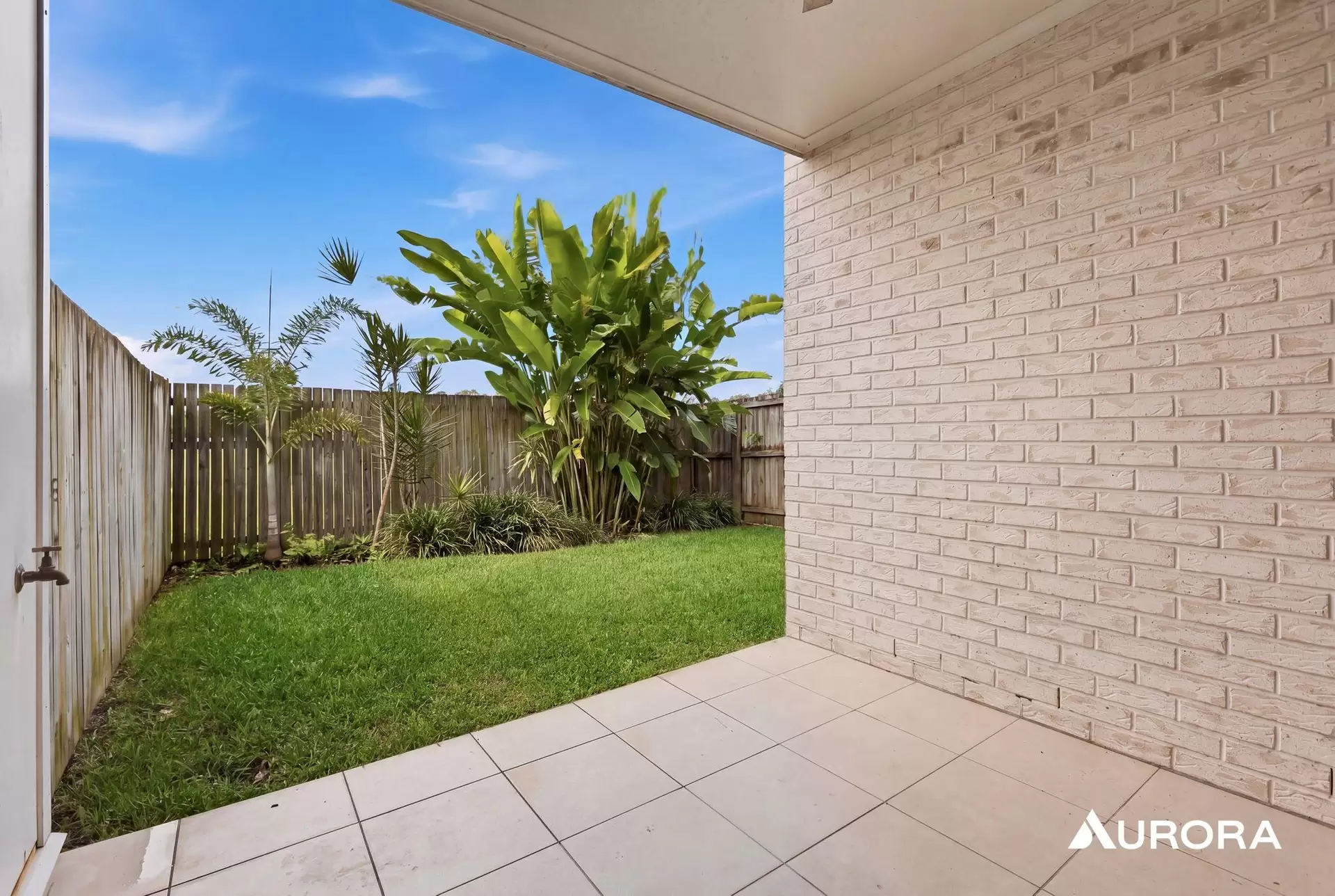 2/653 Nudgee Road, Nundah Leased by Aurora Property - image 1