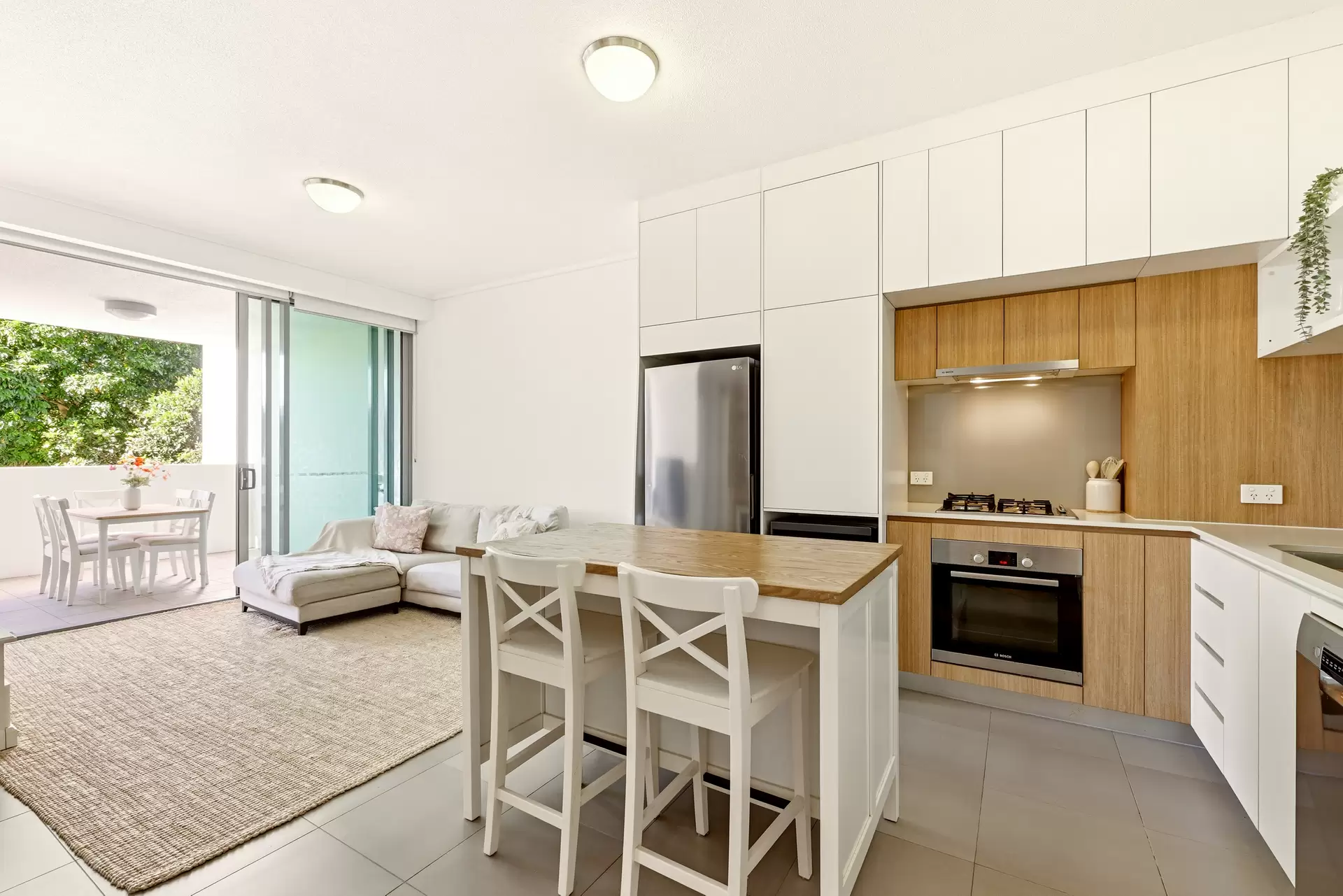 3212/126 Parkside Circuit, Hamilton Sold by Aurora Property - image 1