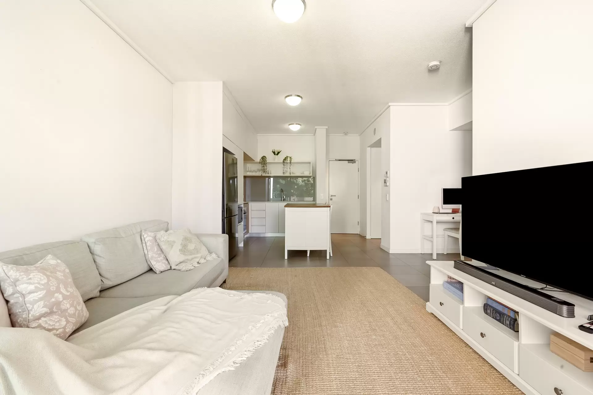 3212/126 Parkside Circuit, Hamilton Sold by Aurora Property - image 1