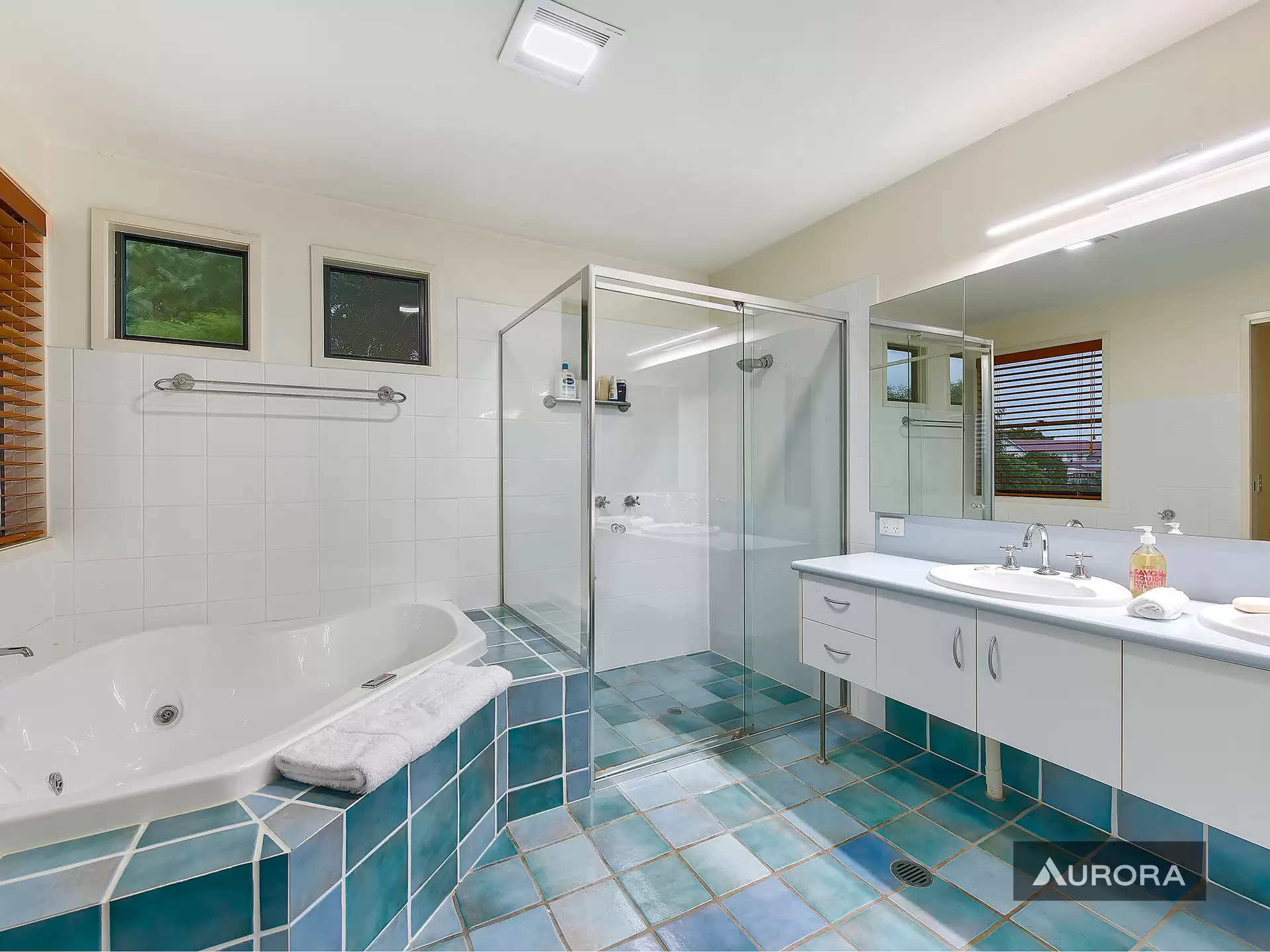 10 Nelson Place, Newmarket Sold by Aurora Property - image 1