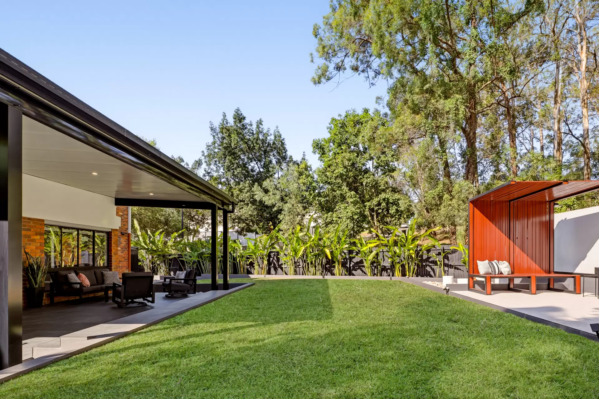 71 Wisteria Crescent, Mount Gravatt East Sold by Aurora Property - image 1
