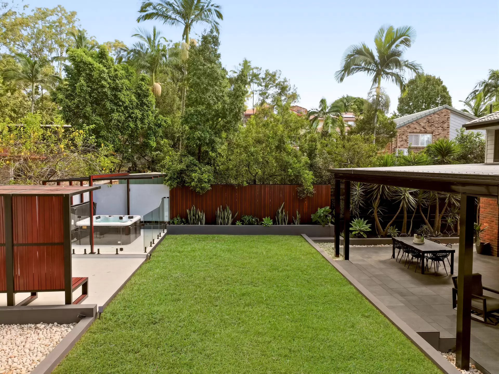 71 Wisteria Crescent, Mount Gravatt East Sold by Aurora Property - image 1