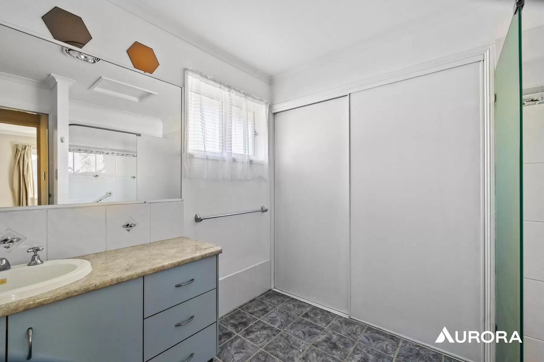 3/46 Pittwin Road Sth, Capalaba For Lease by Aurora Property - image 11