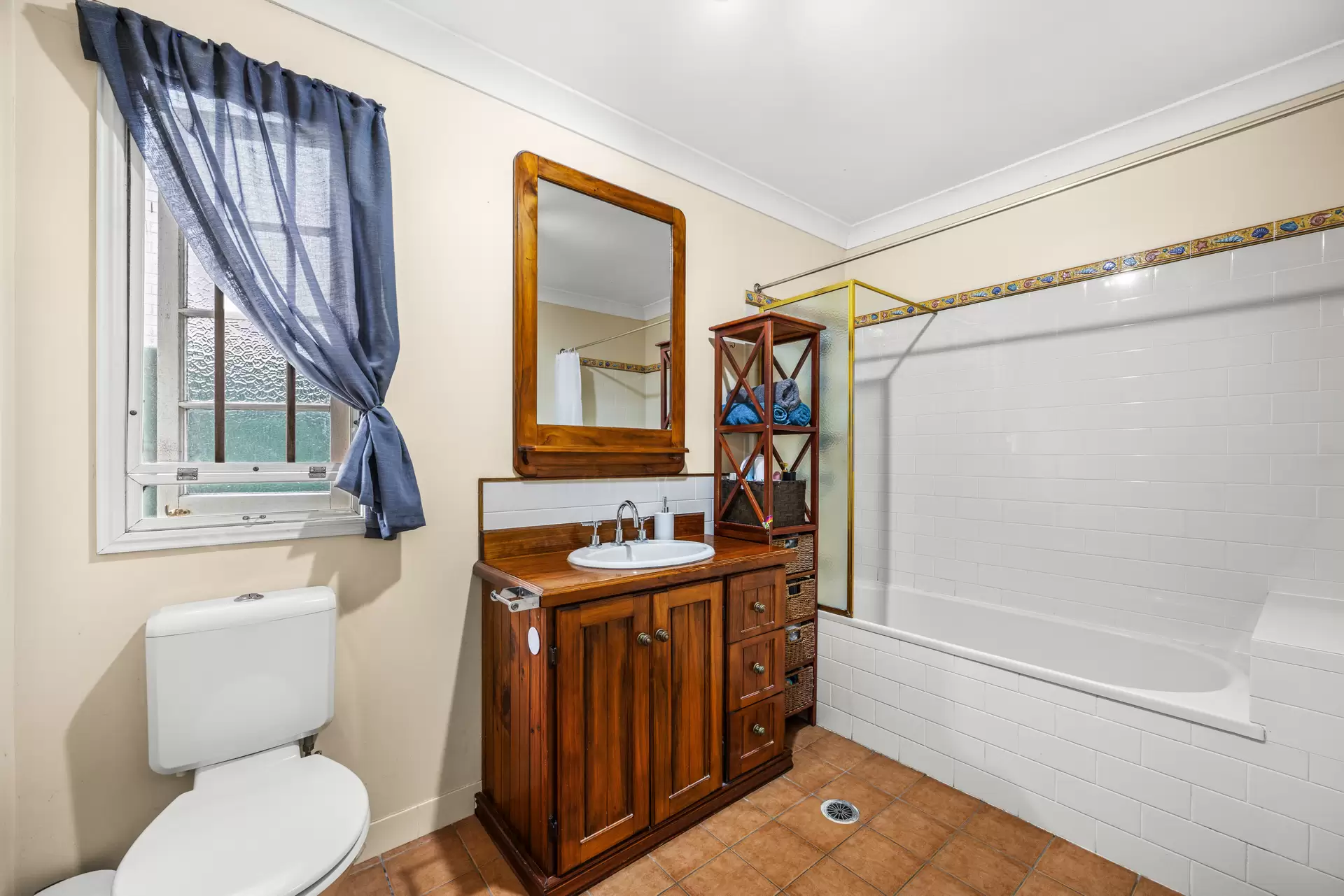 27 Larwill Avenue, Northgate Sold by Aurora Property - image 1