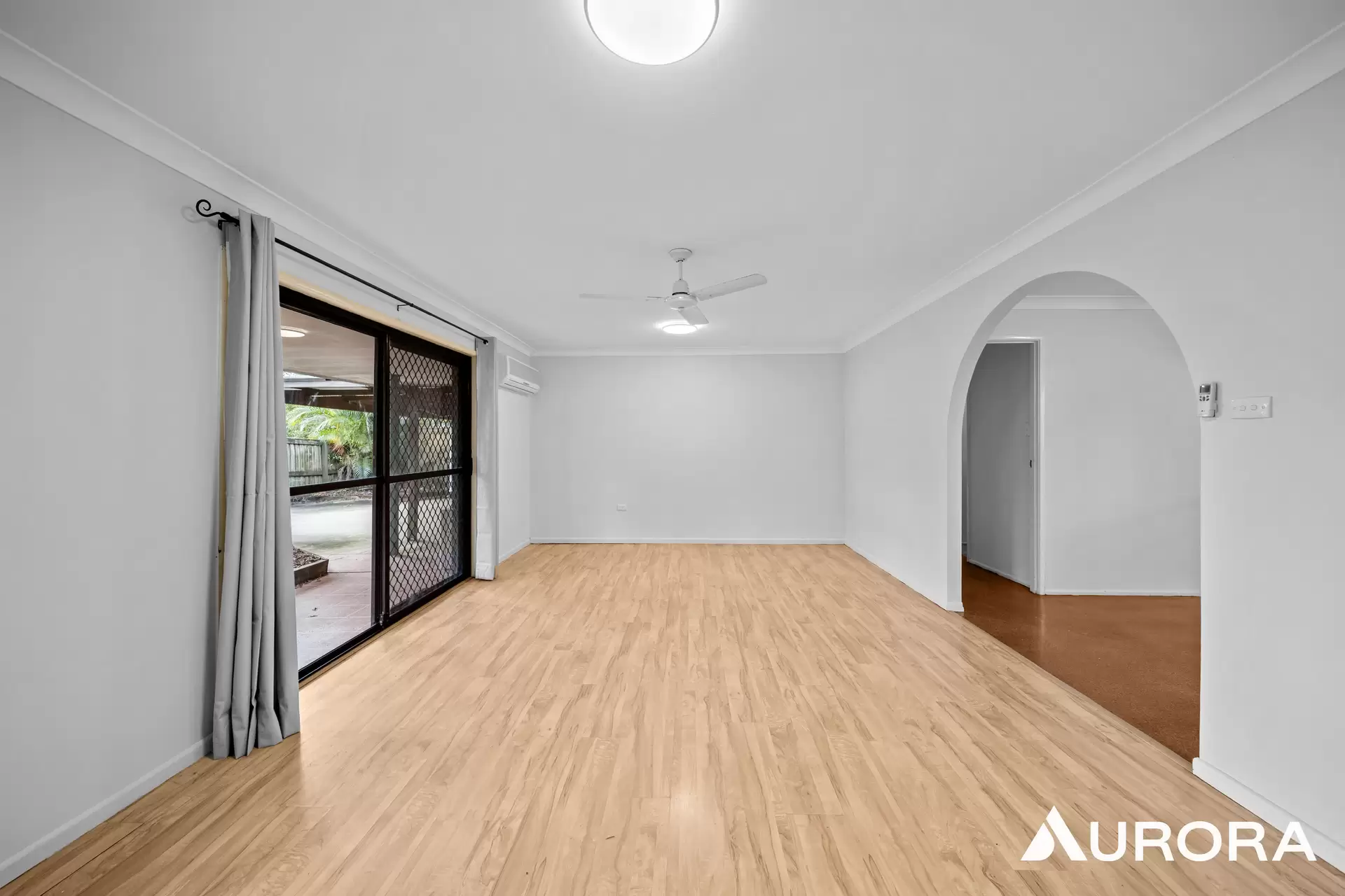 84 Ervatamia St, Runcorn Leased by Aurora Property - image 1