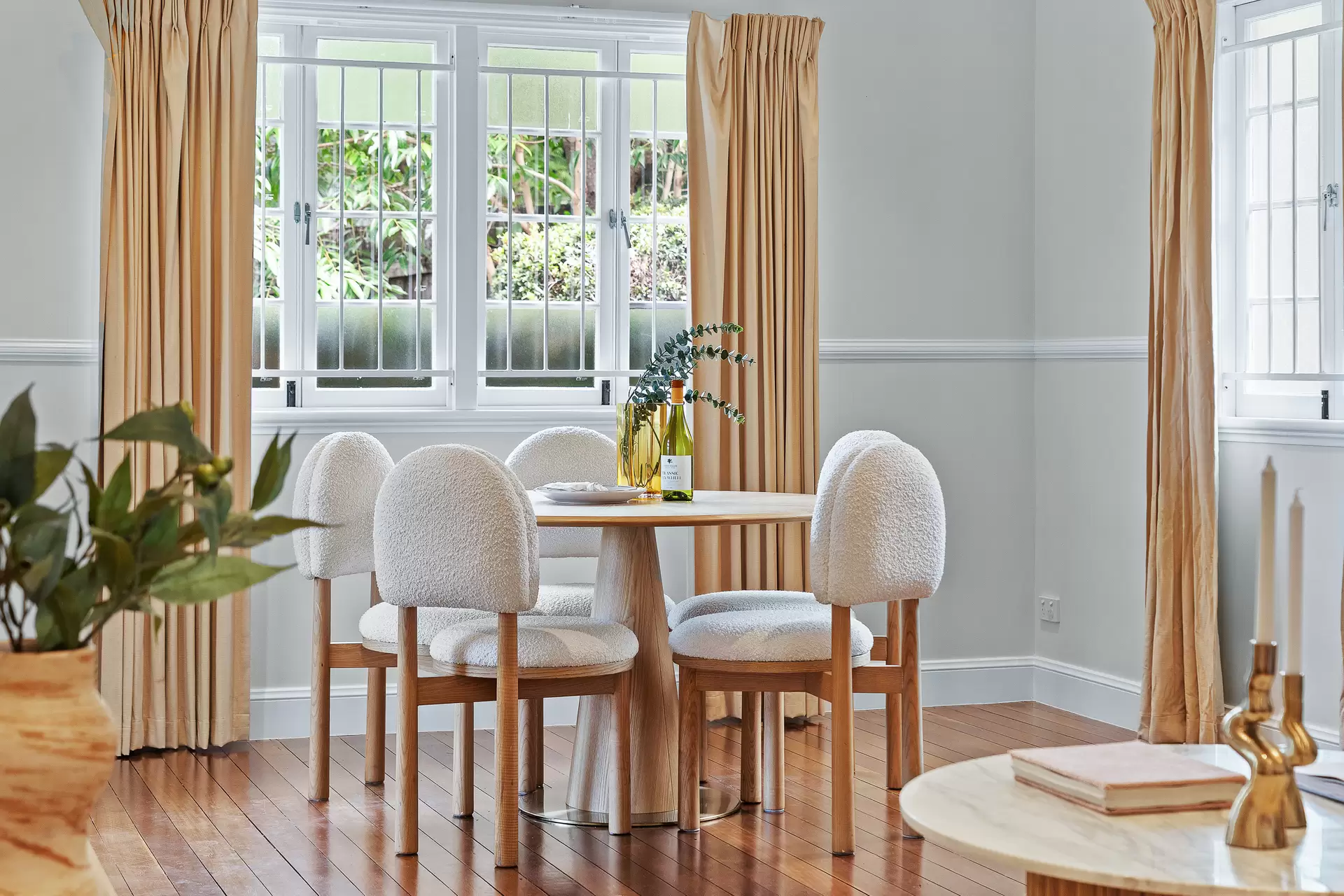 50 Marvin Street, Holland Park West Sold by Aurora Property - image 1