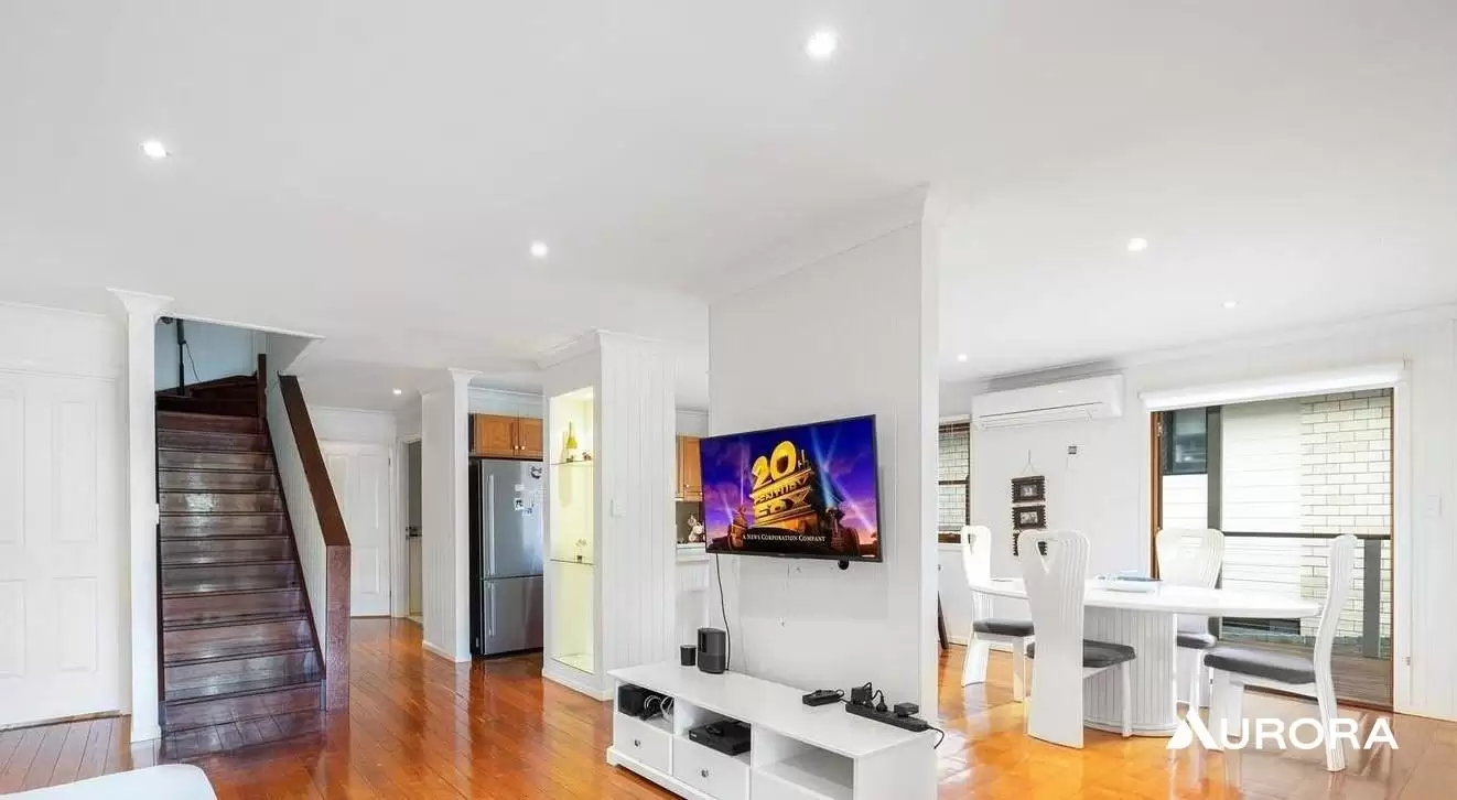 207 Sibley Road, Wynnum West Leased by Aurora Property - image 2