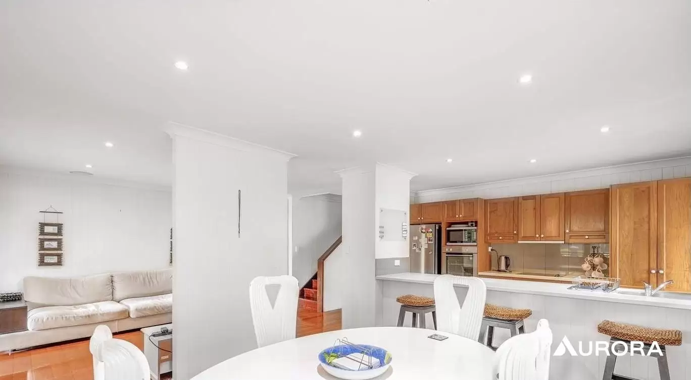 207 Sibley Road, Wynnum West Leased by Aurora Property - image 4