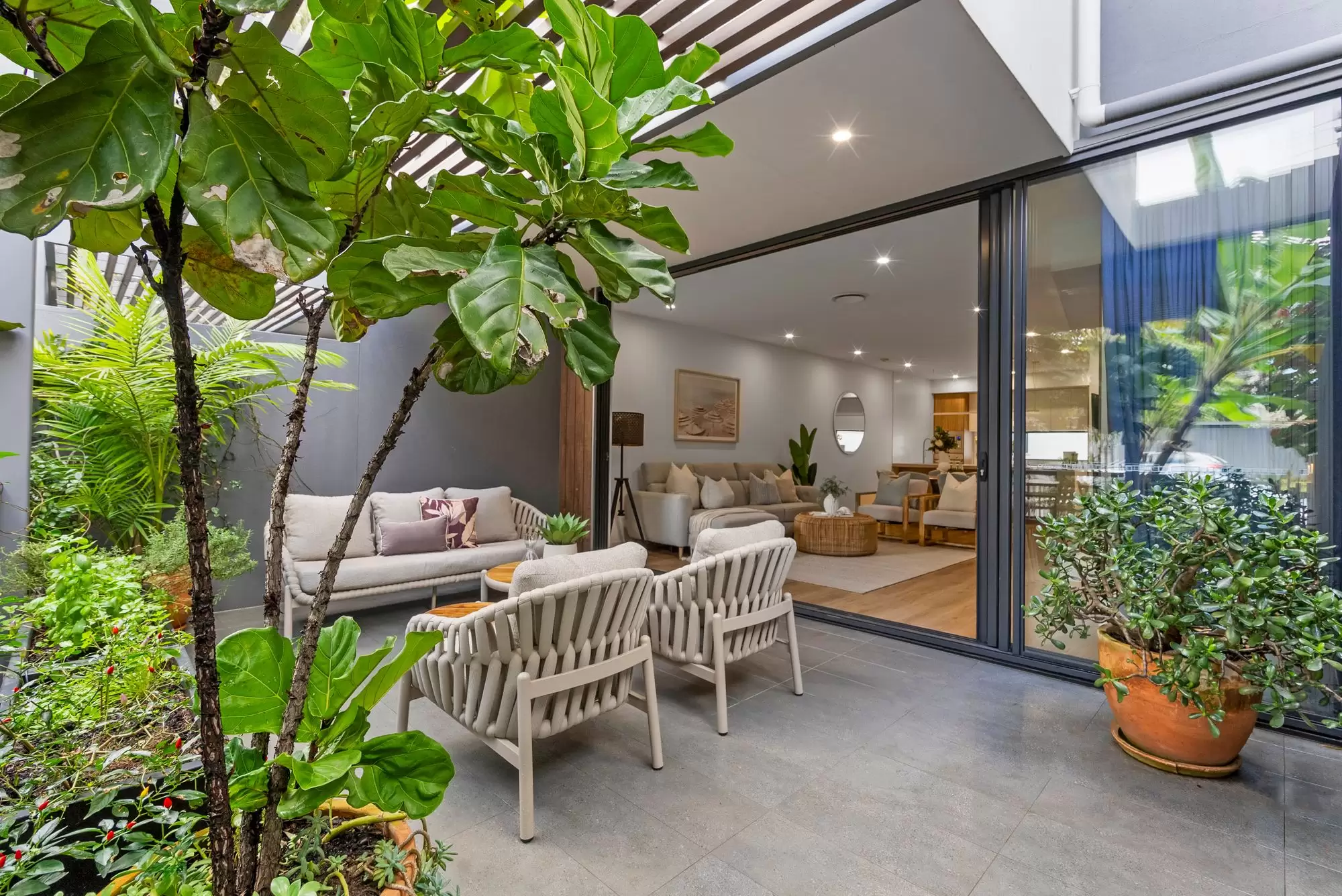 7/45 Wilton Terrace, Yeronga Sold by Aurora Property - image 4