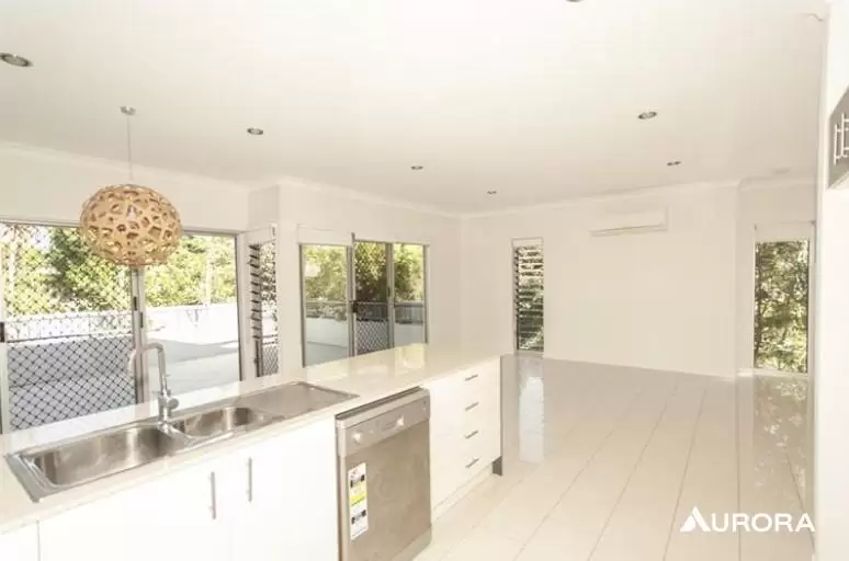 12/99 Adelaide Street, Carina Leased by Aurora Property - image 2