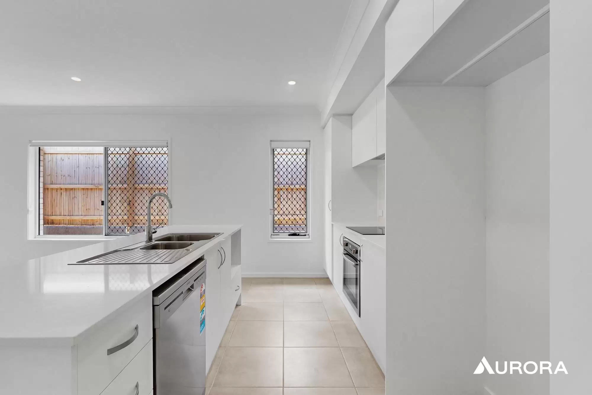 14 Alpine Street, Redland Bay Leased by Aurora Property - image 6
