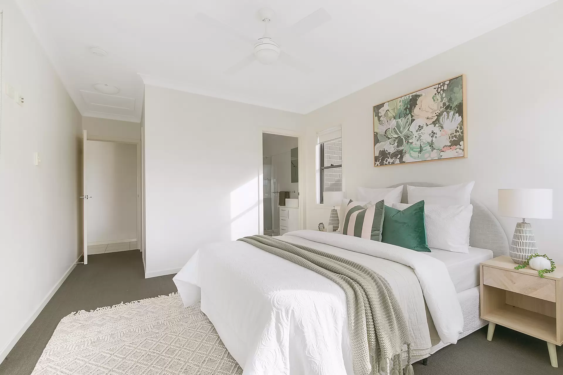 4/47 Kates Street, Morningside Sold by Aurora Property - image 1