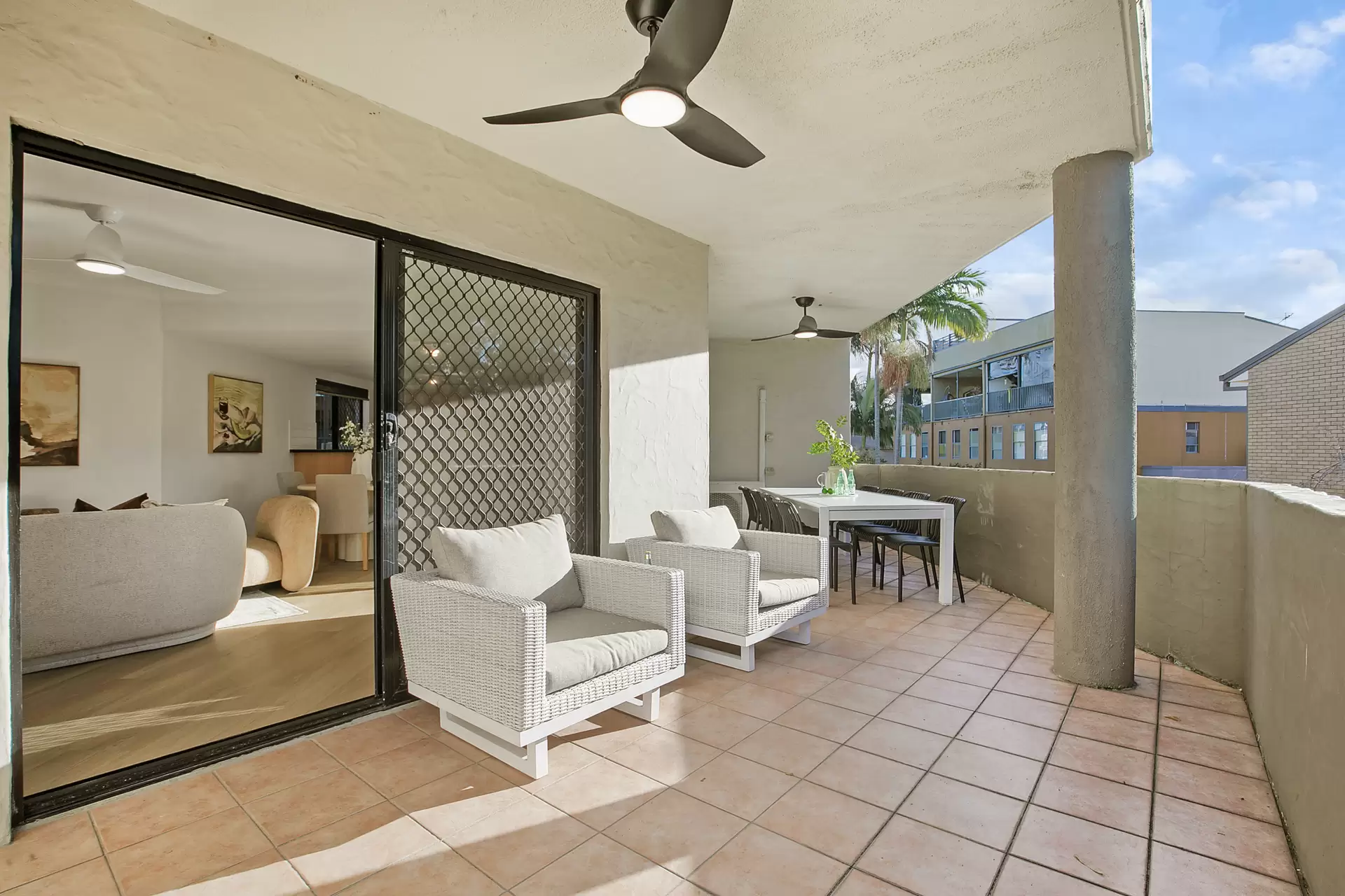 6/16 Jellicoe Street, Coorparoo Sold by Aurora Property - image 1