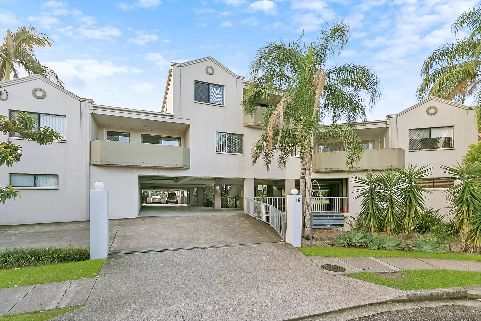 6/16 Jellicoe Street, Coorparoo Sold by Aurora Property - image 1