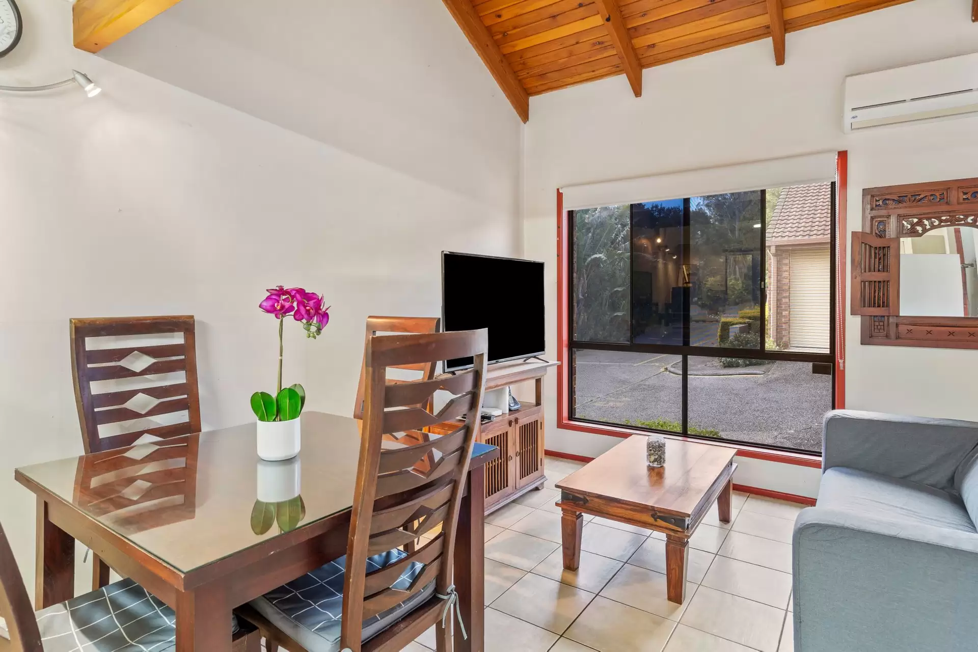 45/93-95 Barbaralla Drive, Springwood Sold by Aurora Property - image 1