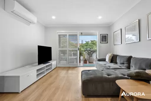 4/31 Sydney Street, New Farm Leased by Aurora Property