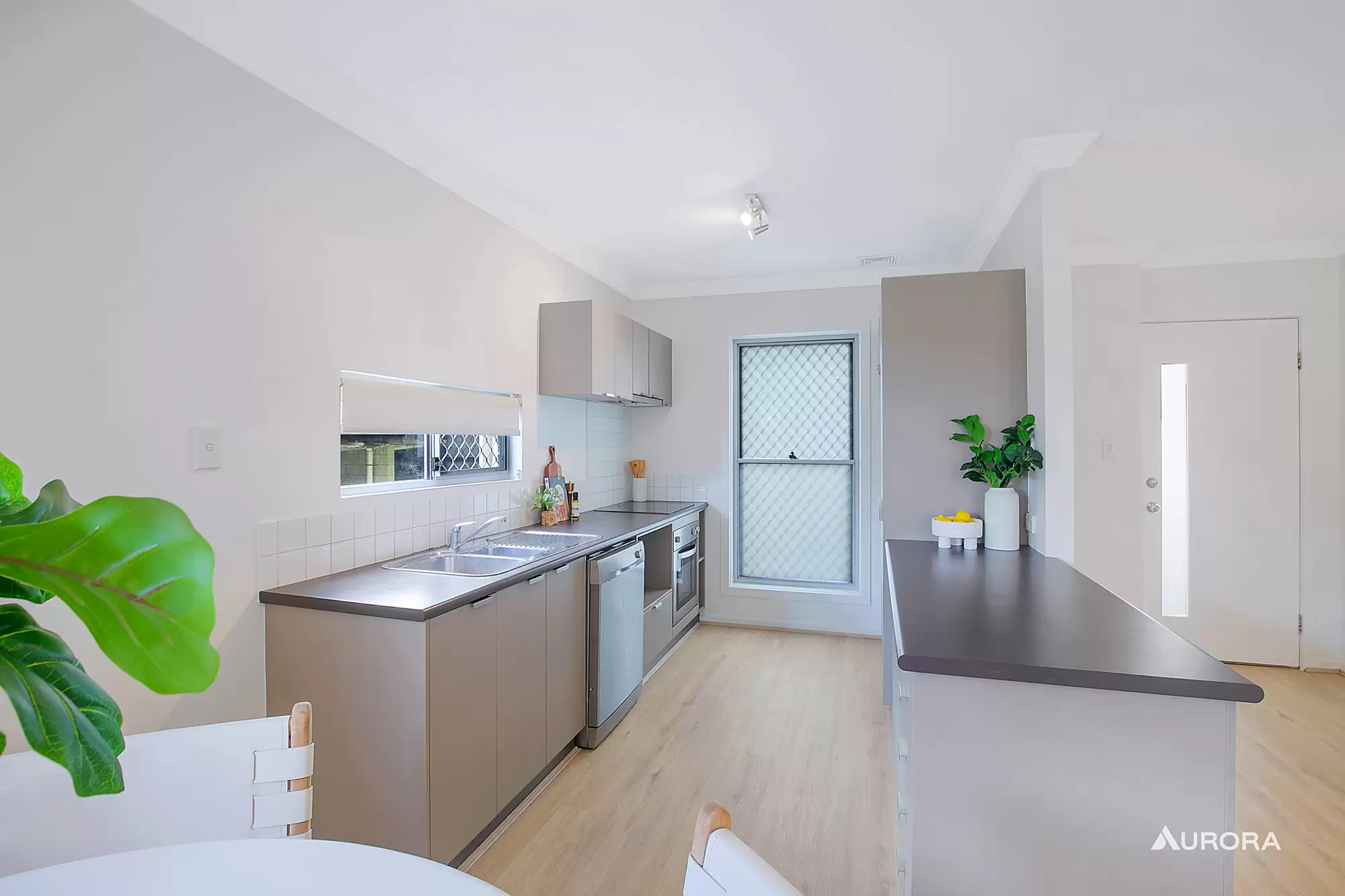 10/50 Ferndale Street, Annerley Sold by Aurora Property - image 2