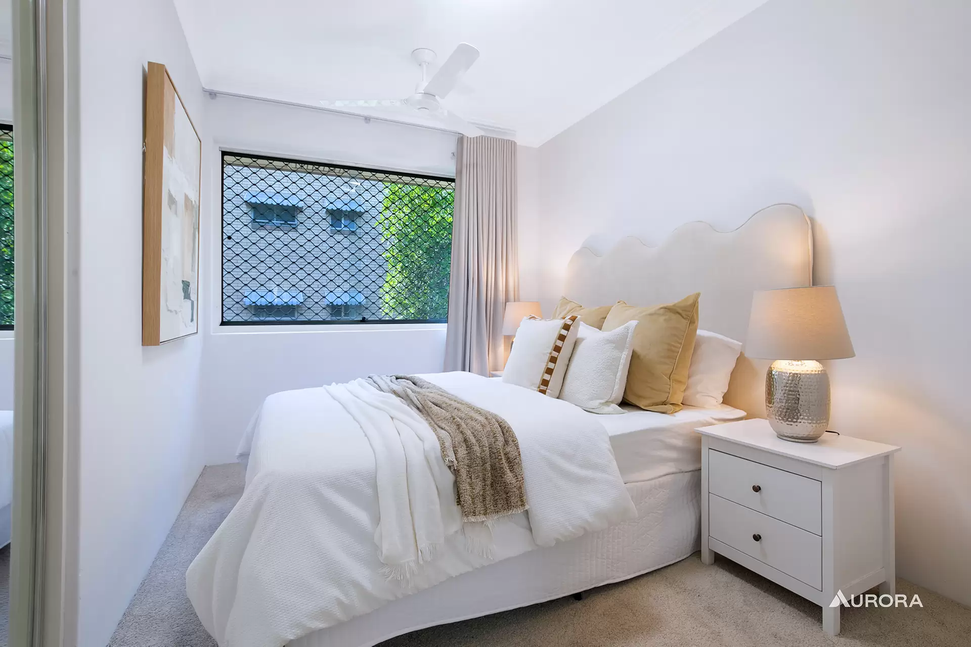 4/16 Kitchener Street, Coorparoo Sold by Aurora Property - image 1