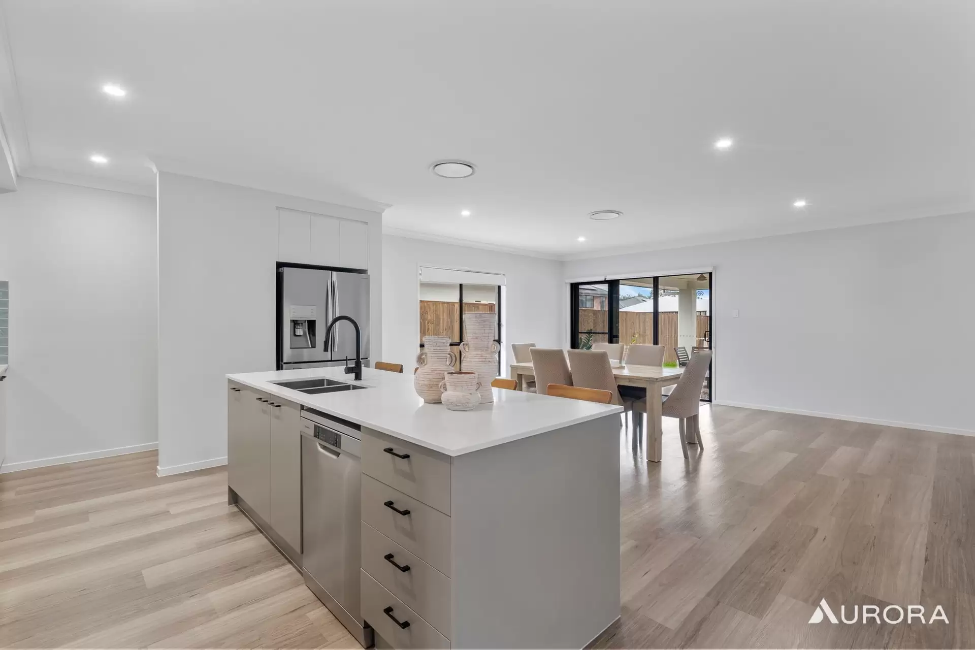 11 Ambrose Street, Chambers Flat Sold by Aurora Property - image 1