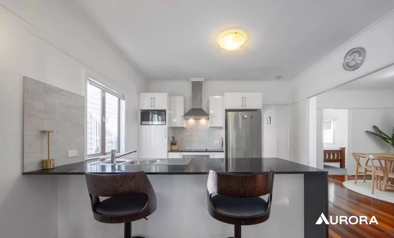 30 Berrima Street, Wynnum Leased by Aurora Property - image 3