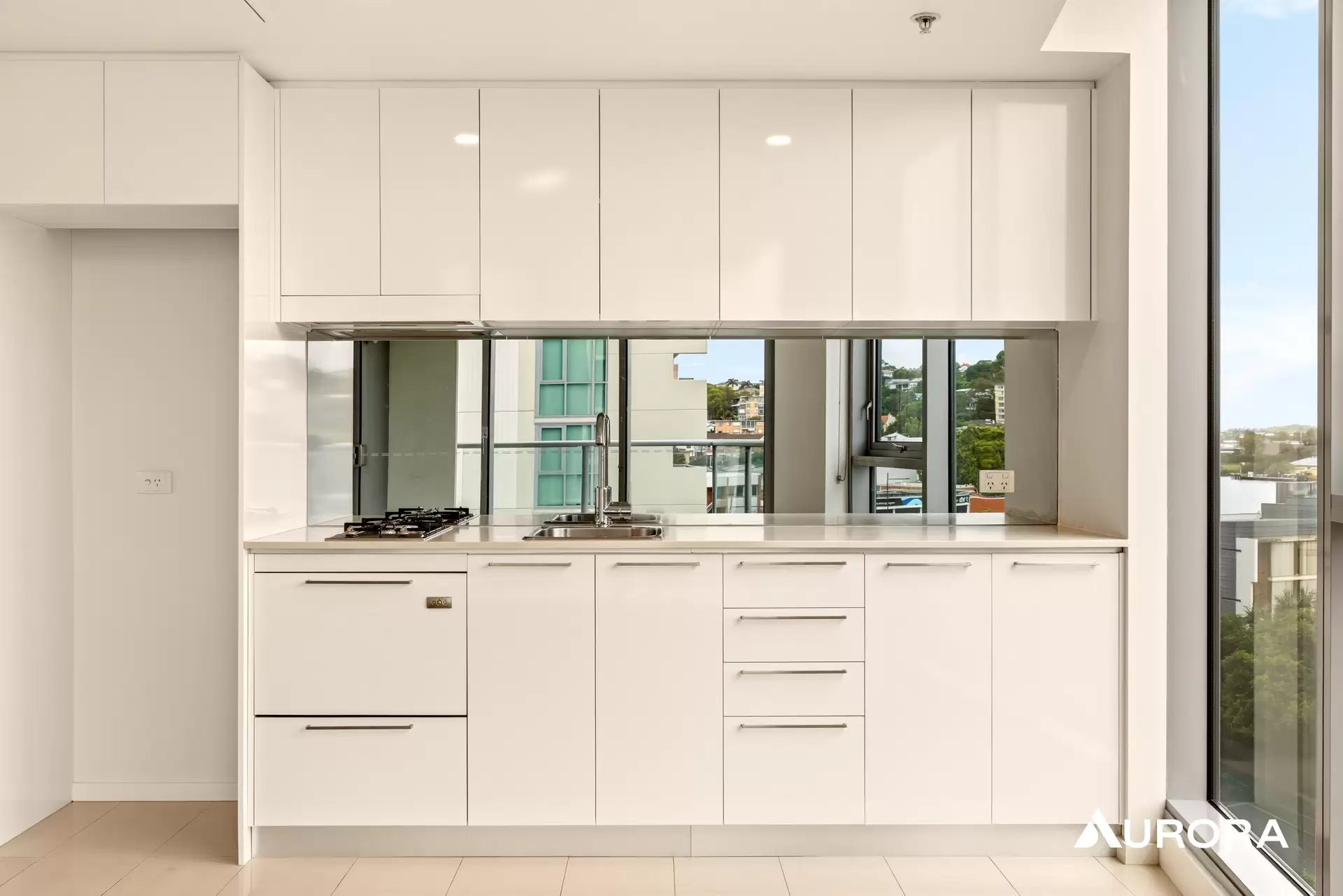 10513/8 Harbour Road, Hamilton Leased by Aurora Property - image 1