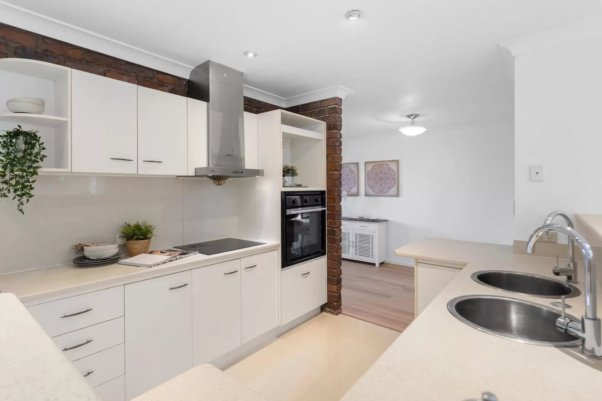 47 Gamenya Drive, Springwood Sold by Aurora Property - image 1