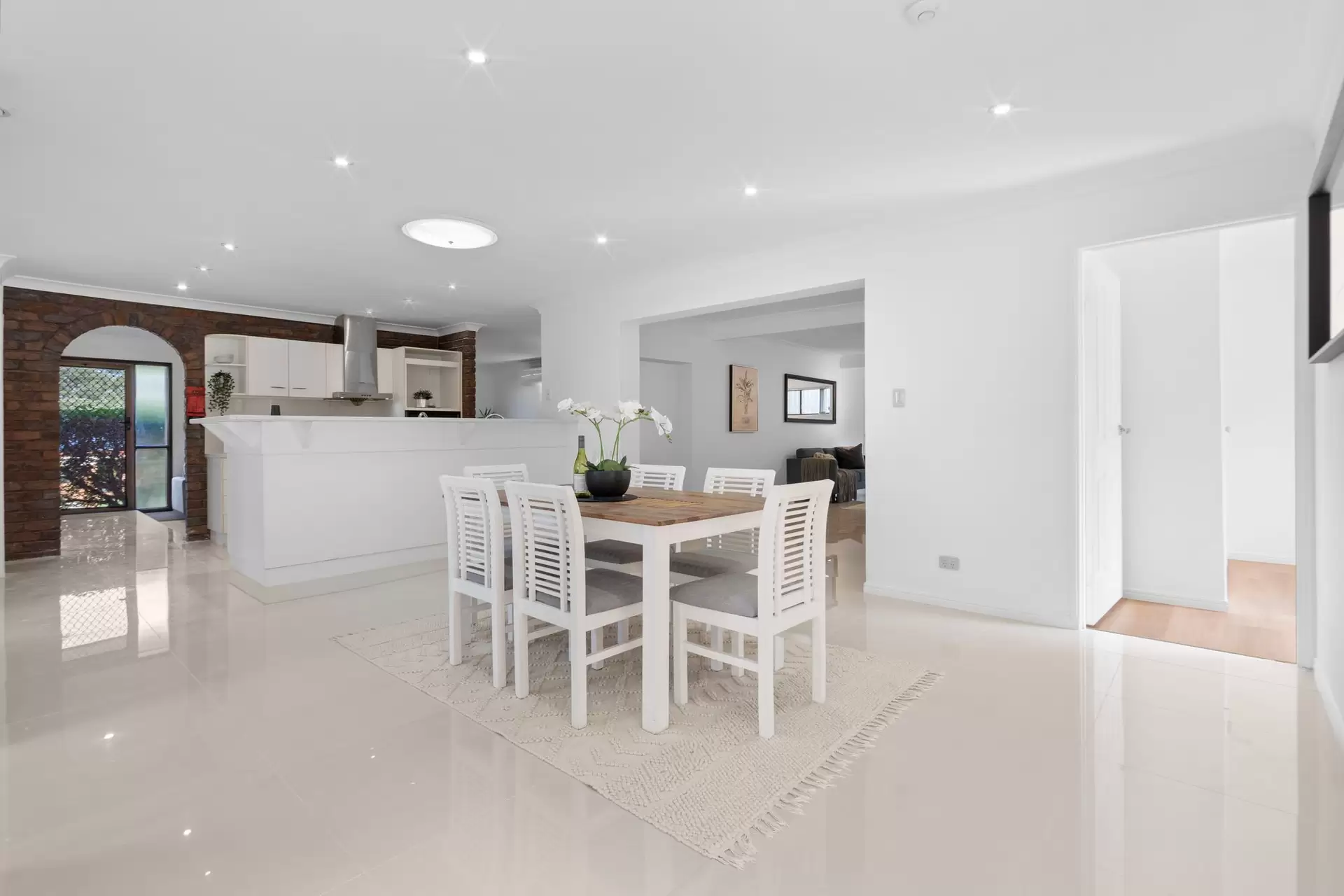 47 Gamenya Drive, Springwood Sold by Aurora Property - image 1