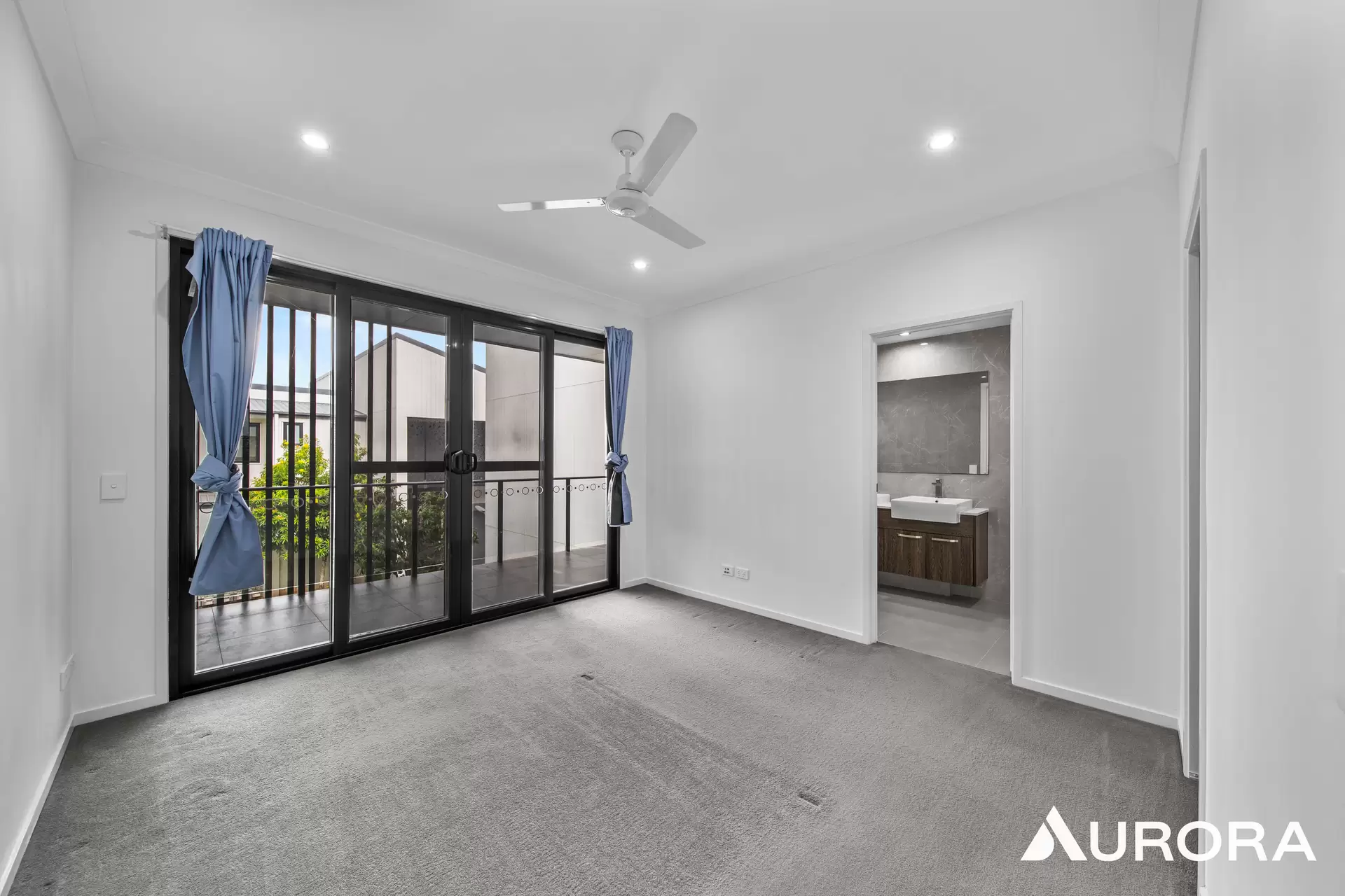 9/10 Zircon Close, Rochedale Leased by Aurora Property - image 1