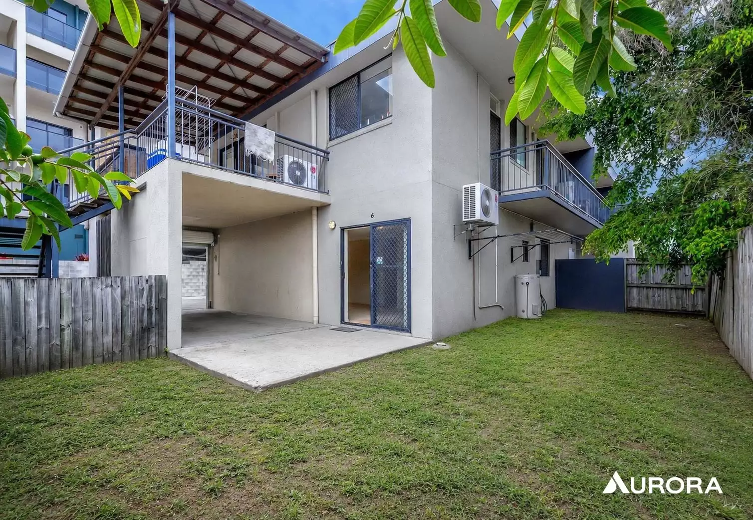 6/574 Kingsford Smith Drive, Hamilton Leased by Aurora Property - image 1