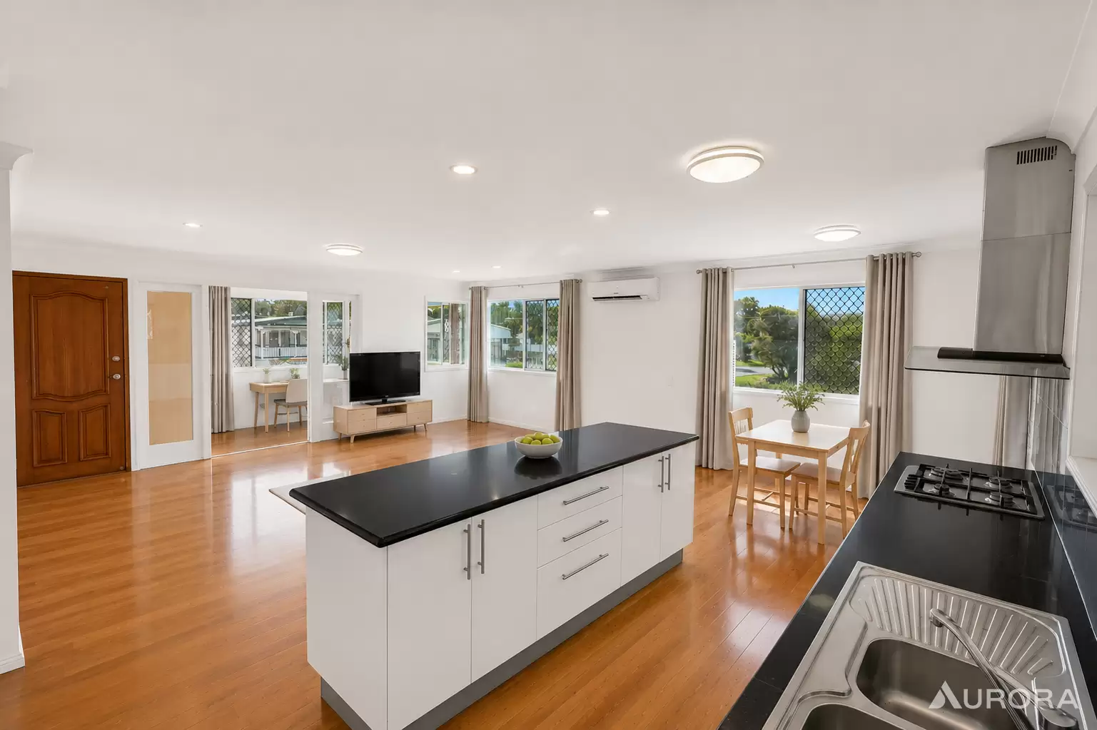 3 Callendar Street, Sunnybank Hills Sold by Aurora Property - image 3