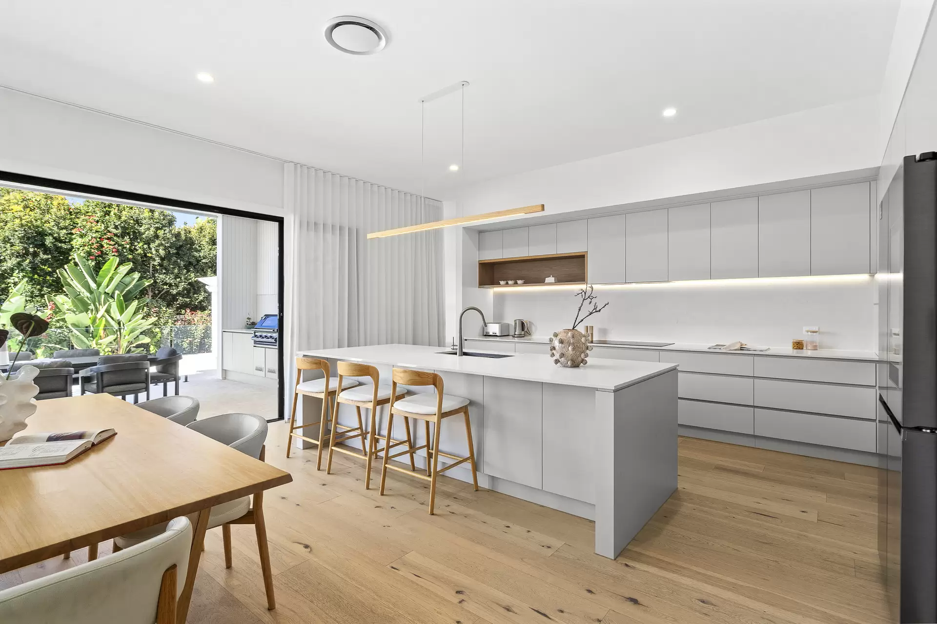 119 Windmill Street, Tarragindi For Sale by Aurora Property - image 1