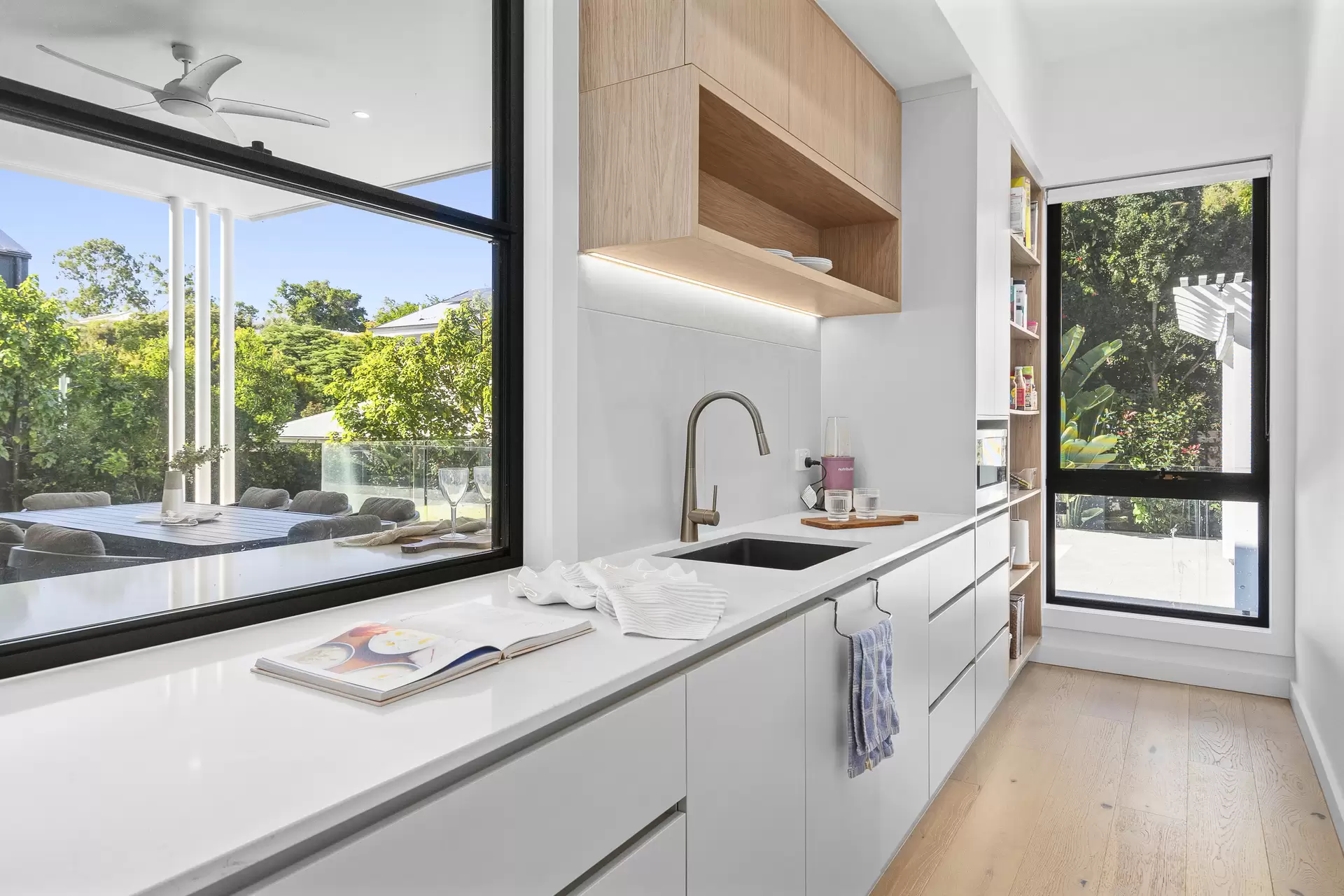 119 Windmill Street, Tarragindi For Sale by Aurora Property - image 1