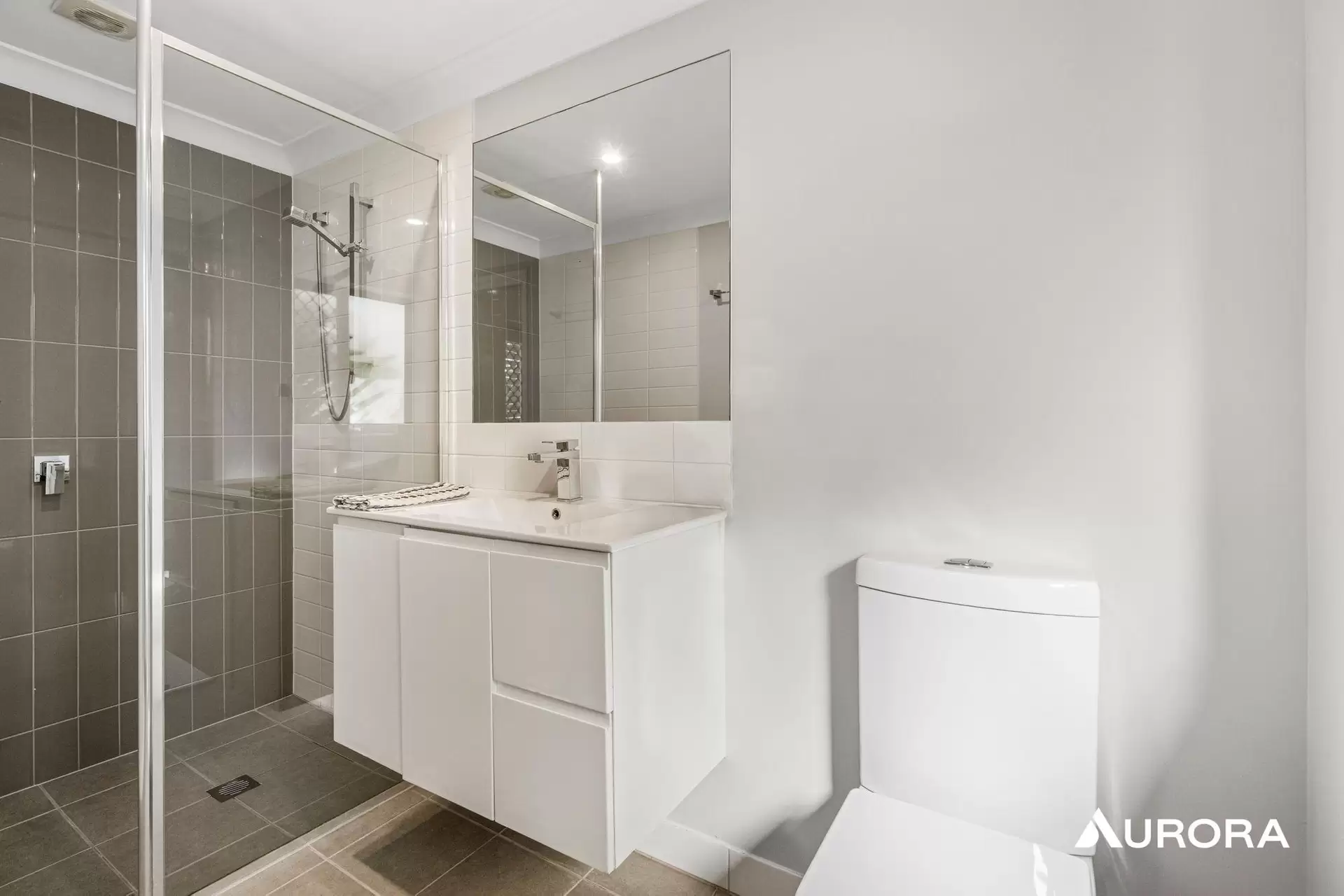 2102/18 Comer Street, Coopers Plains Leased by Aurora Property - image 1