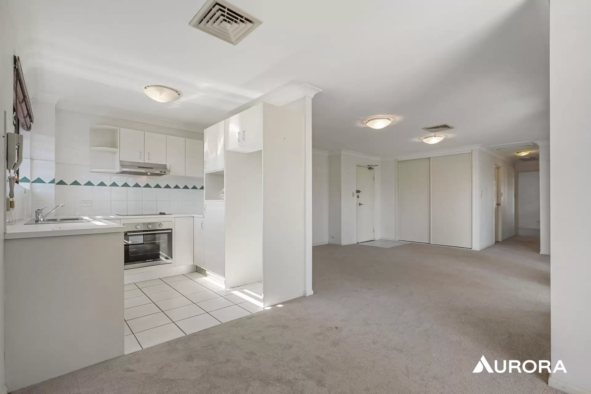 6/43 Rialto Street, Coorparoo Leased by Aurora Property - image 1