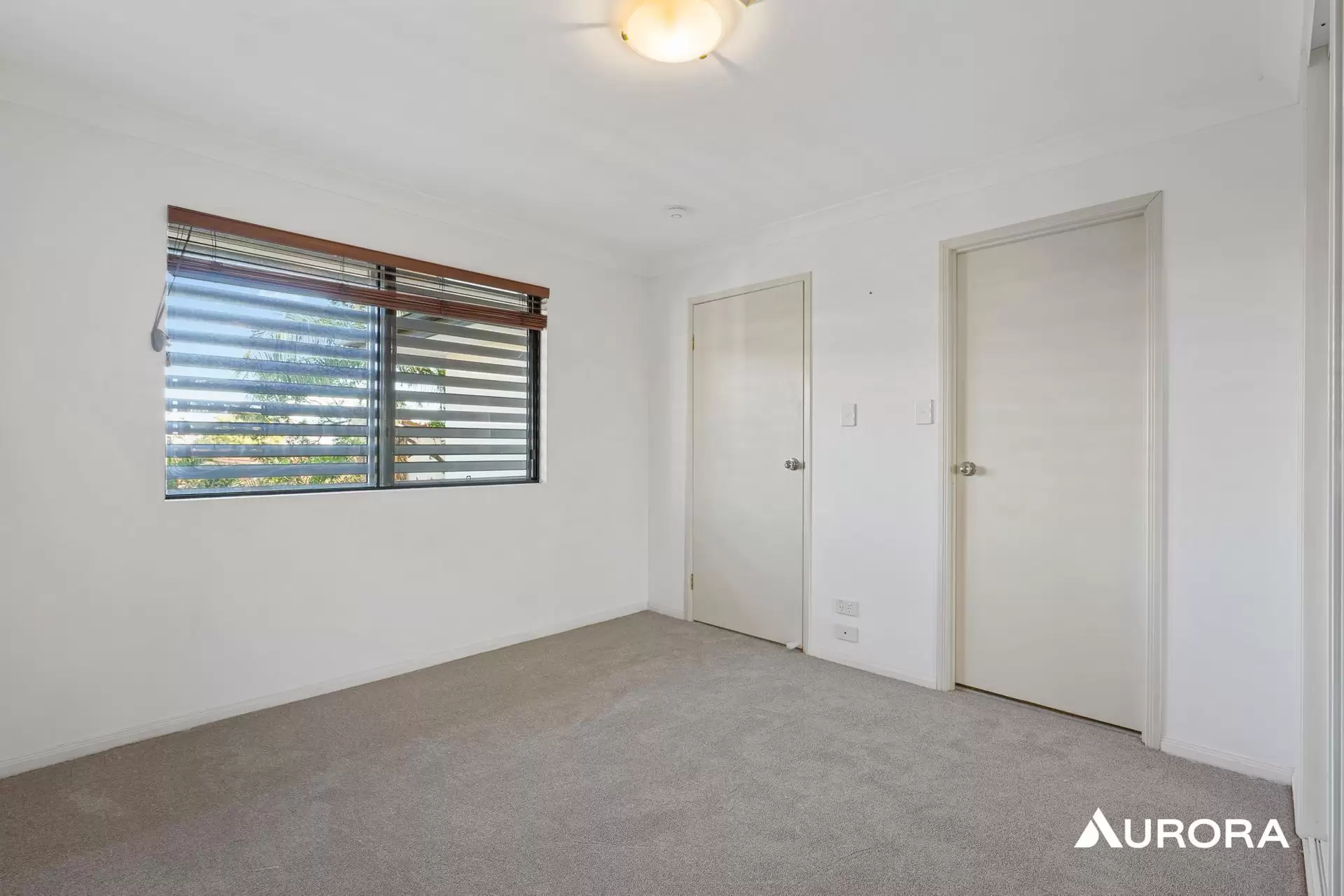 6/43 Rialto Street, Coorparoo Leased by Aurora Property - image 1
