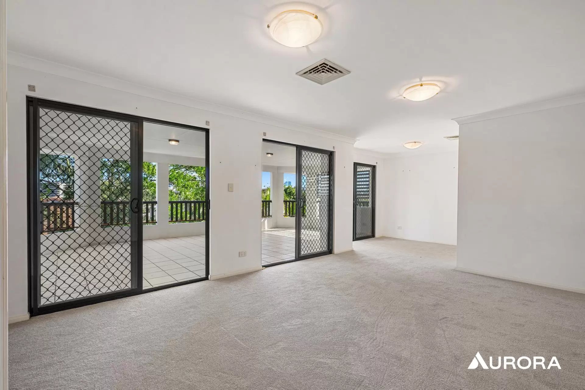 6/43 Rialto Street, Coorparoo Leased by Aurora Property - image 1
