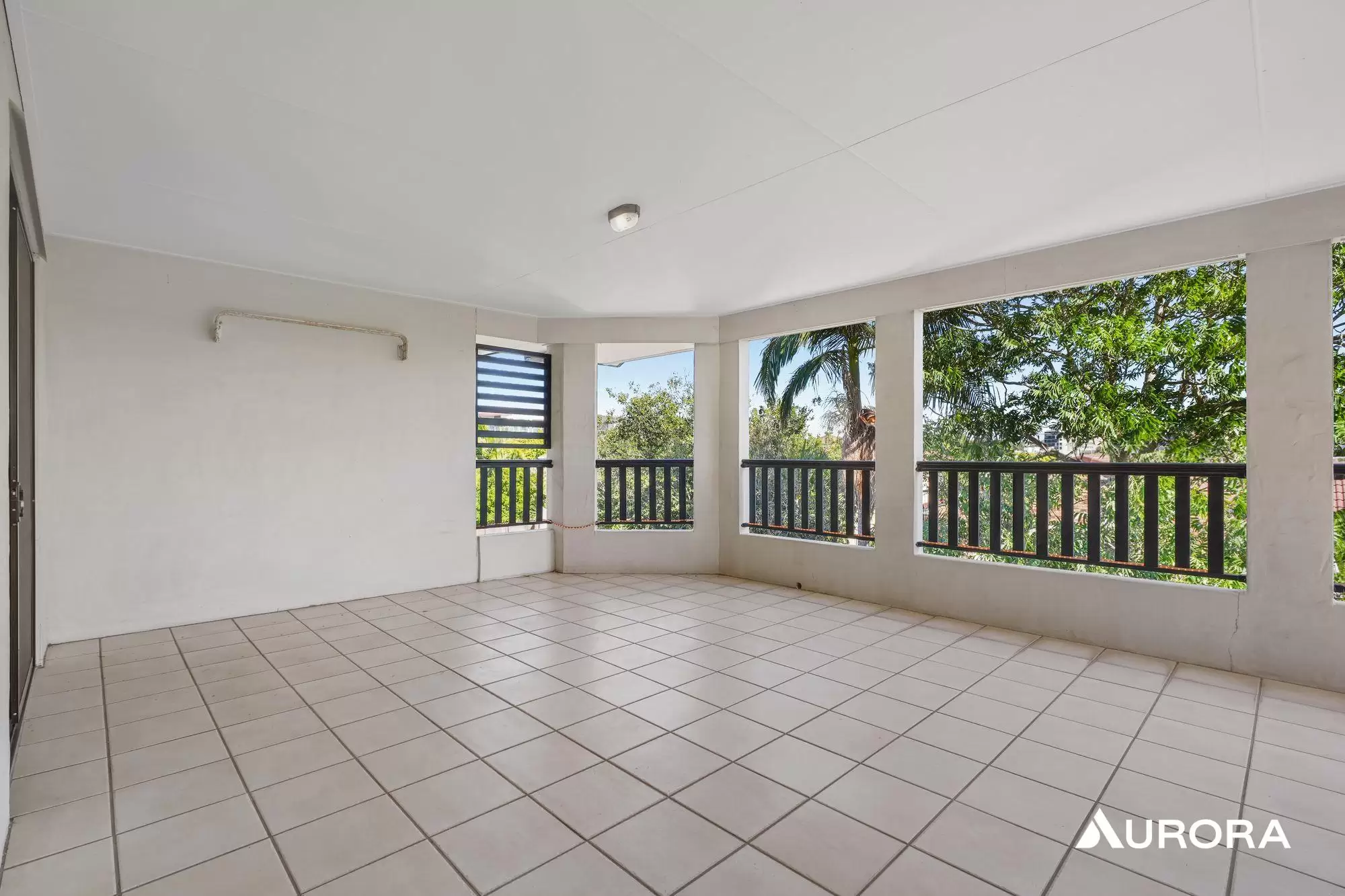 6/43 Rialto Street, Coorparoo Leased by Aurora Property - image 5