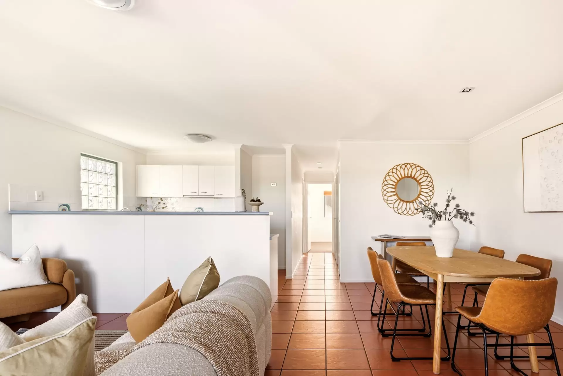 8/25 Whytecliffe Street, Albion Sold by Aurora Property - image 1