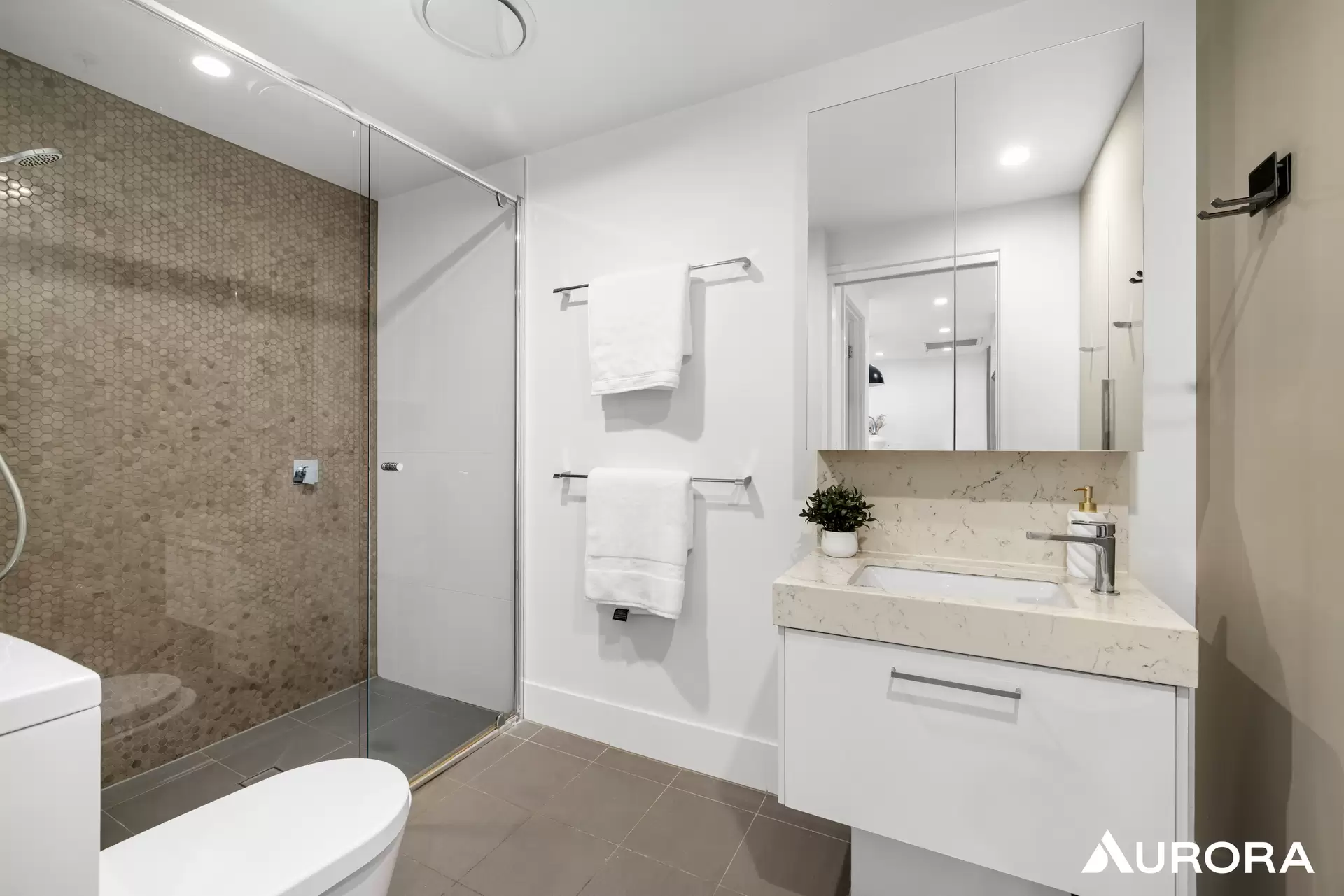 402/148 Logan Road, Woolloongabba For Sale by Aurora Property - image 1