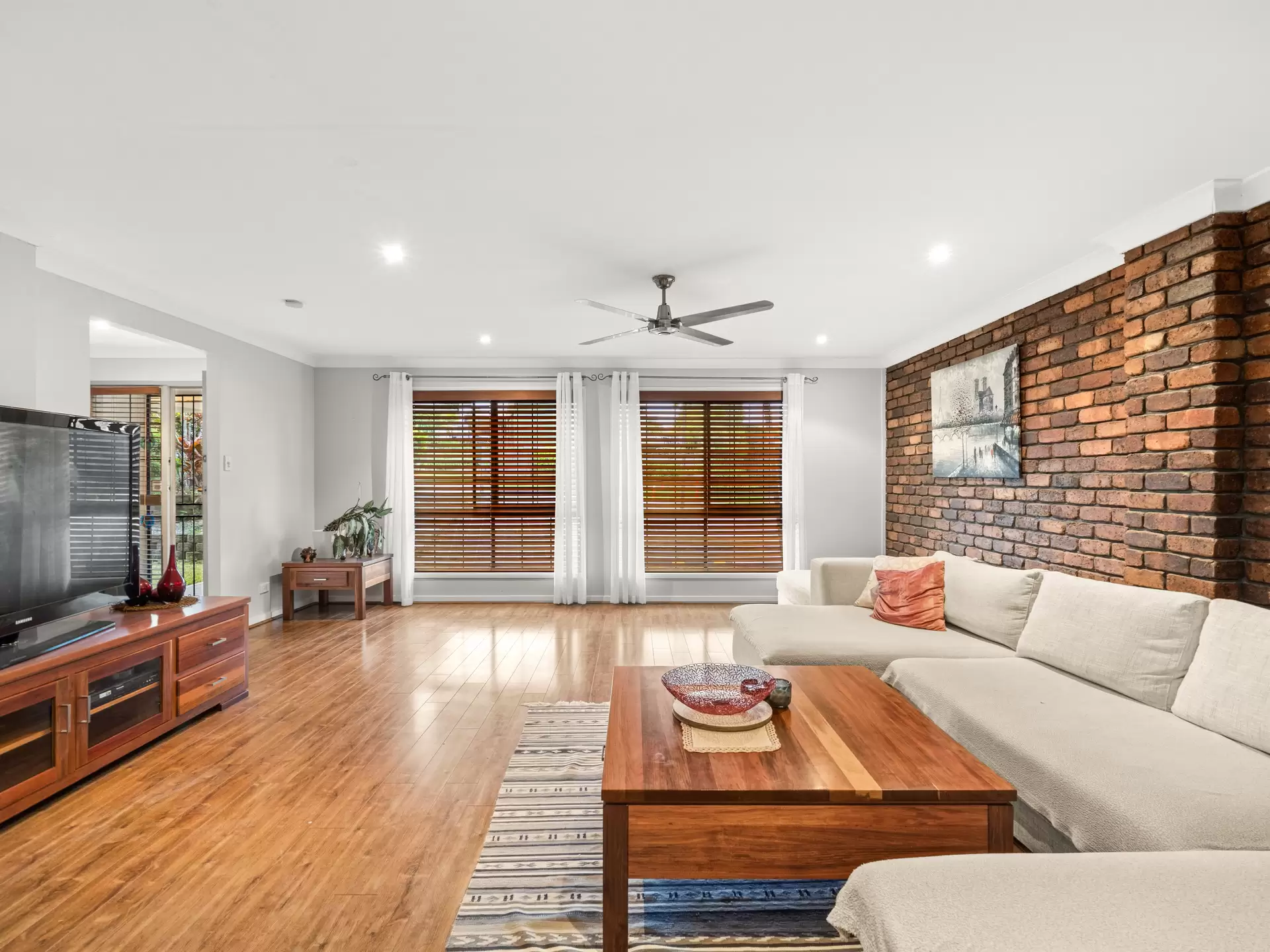 13 Osanna Street, Daisy Hill For Sale by Aurora Property - image 1