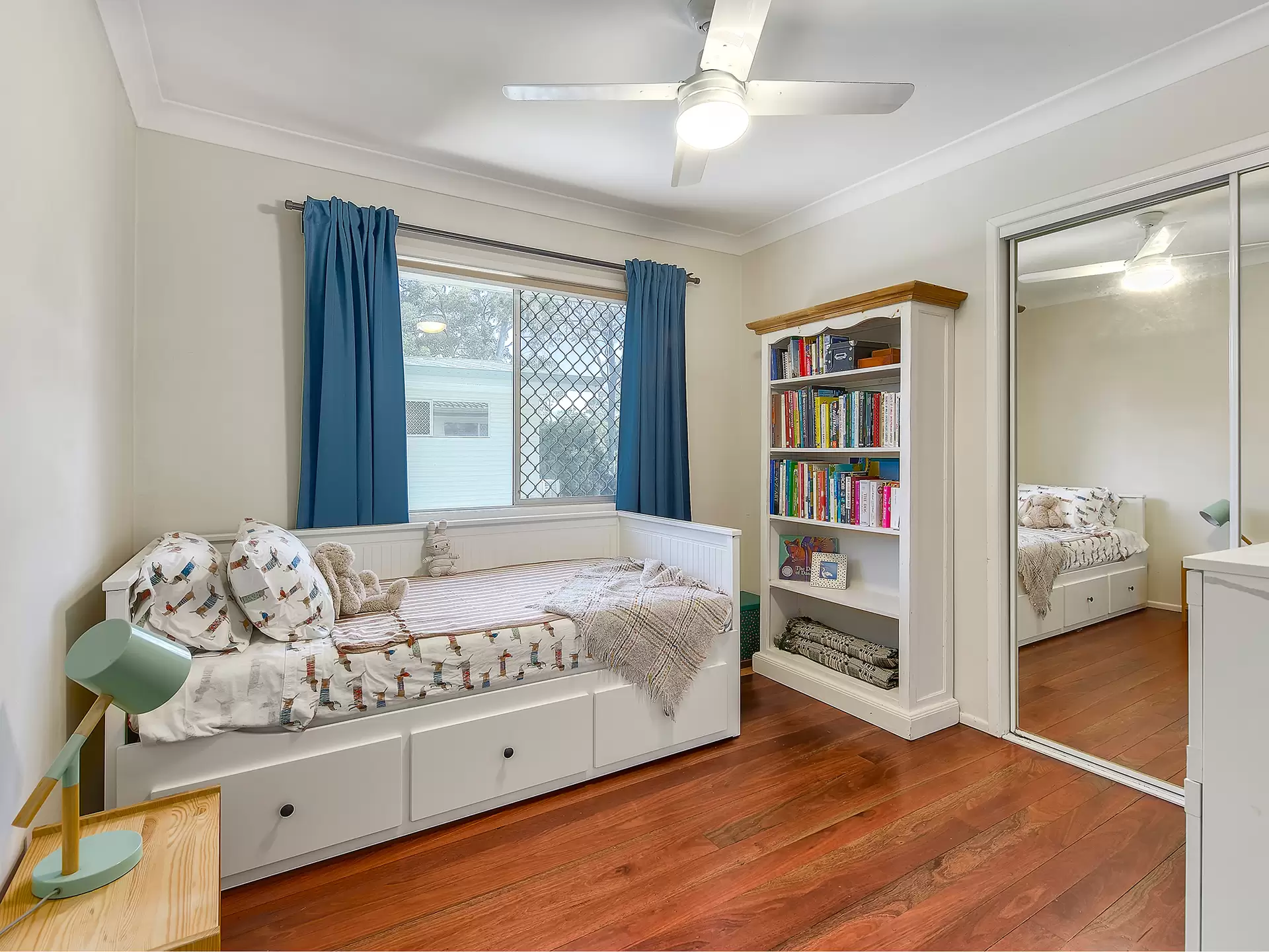 28 Lomatia Street, Everton Hills For Sale by Aurora Property - image 1