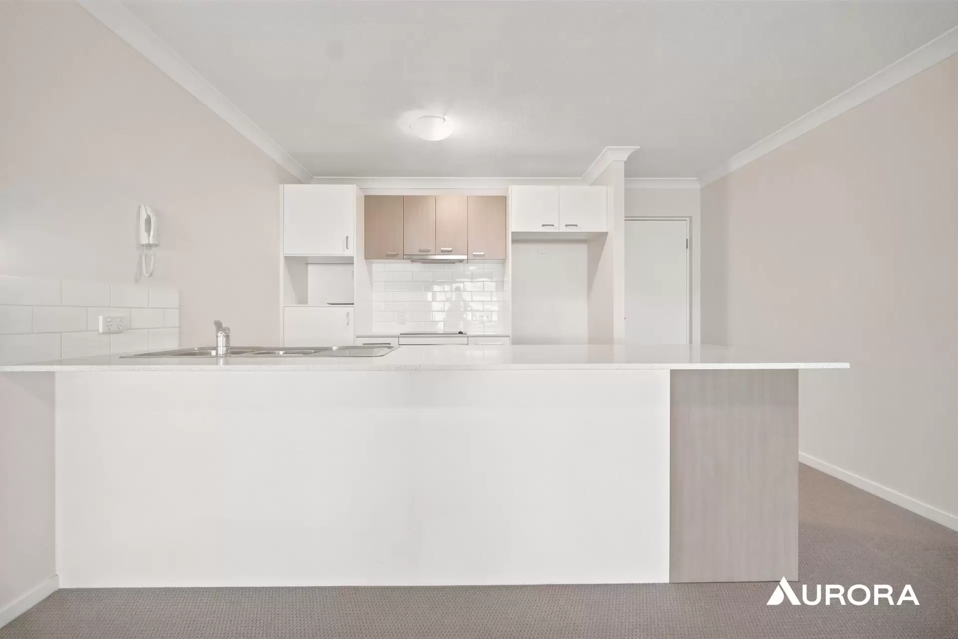 7/6 Lockhart Street, Woolloongabba Leased by Aurora Property - image 1