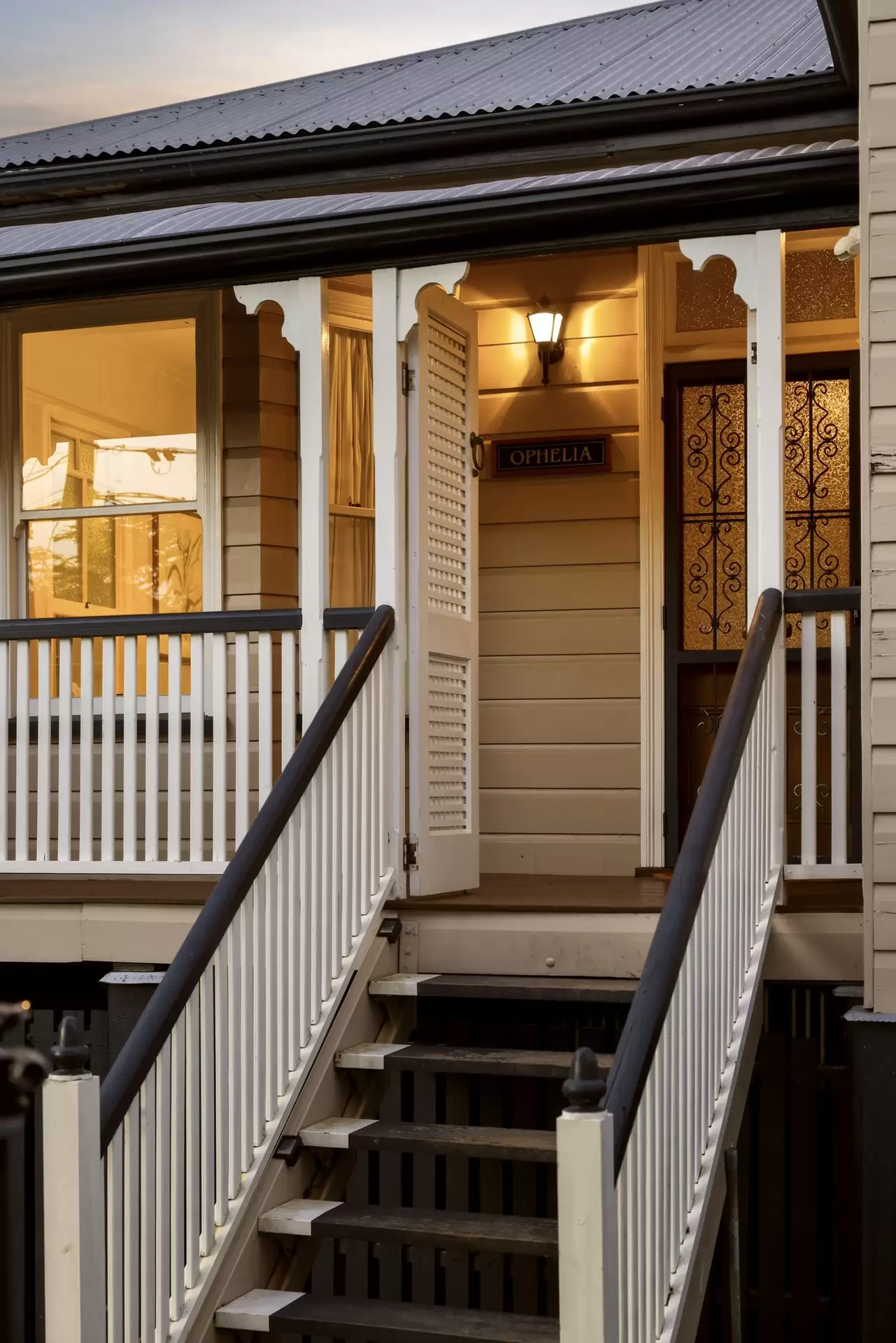 28 Shakespeare Street, Coorparoo Sold by Aurora Property - image 1