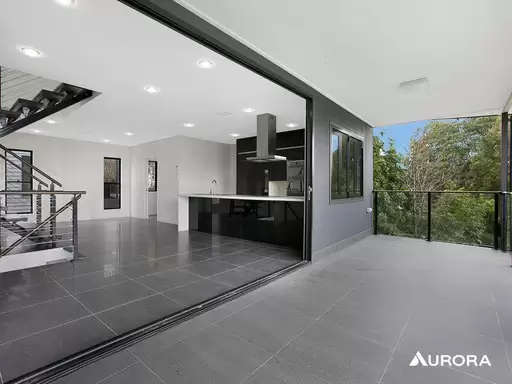 6/484 Wynnum Road, Morningside Leased by Aurora Property