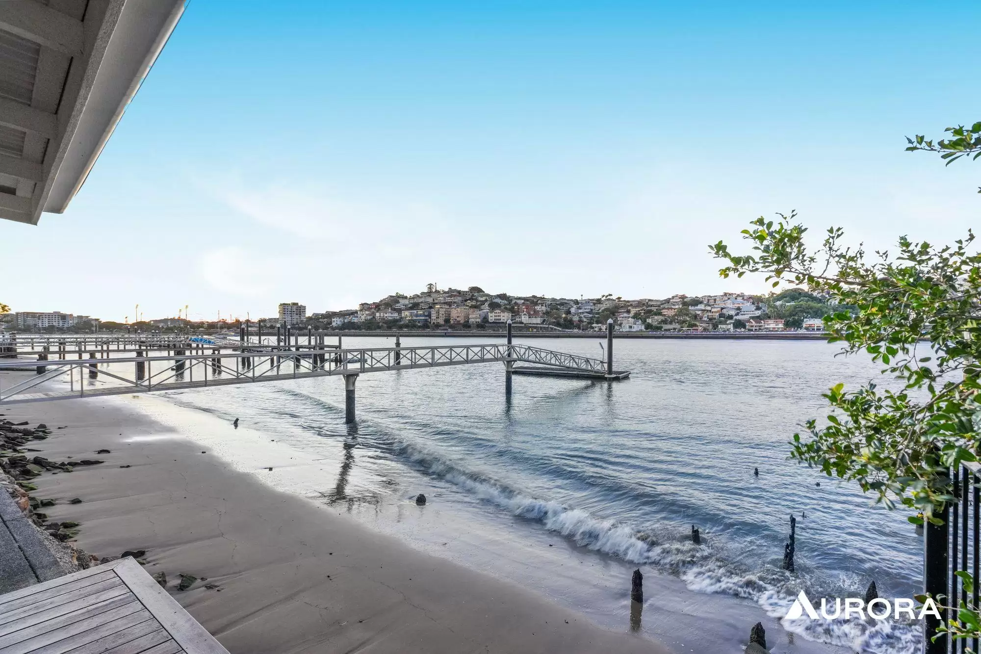 65 McConnell Street, Bulimba Leased by Aurora Property - image 2