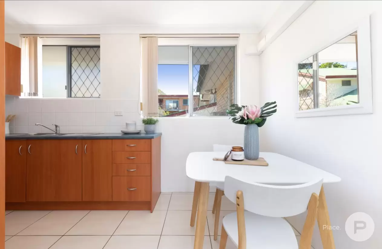 4/10 Garden Terrace, Newmarket Sold by Aurora Property - image 2